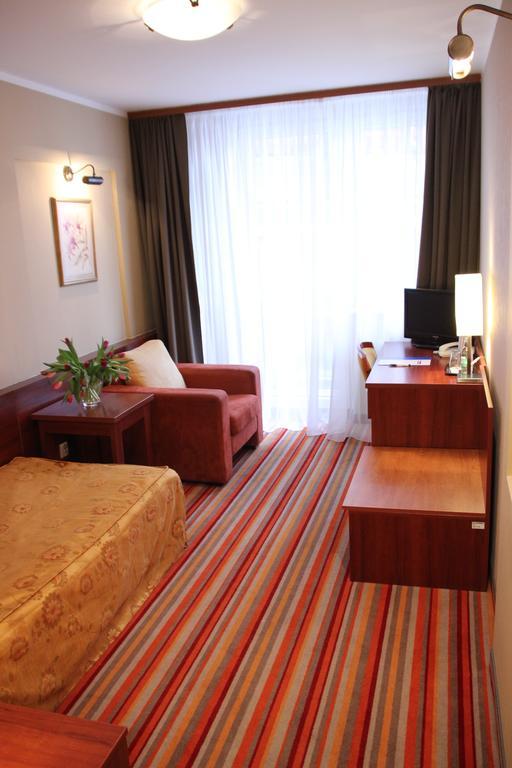 Hotel Dal Gdansk Bagian luar foto